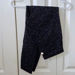 Lululemon Wunder Train Leggings